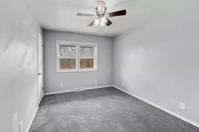 2412 W 3rd Street, Coal Valley, IL 61240 - Photo 15