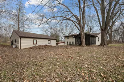 2412 W 3rd Street, Coal Valley, IL 61240 - Photo 33