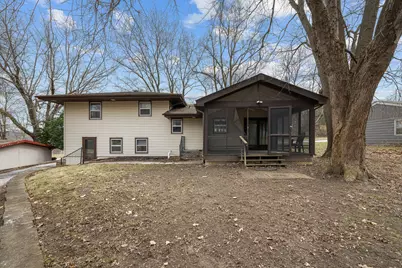 2412 W 3rd Street, Coal Valley, IL 61240 - Photo 3