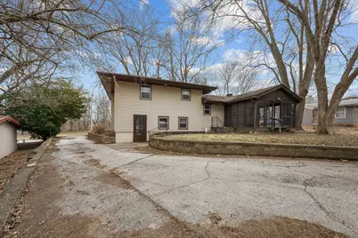 2412 W 3rd Street, Coal Valley, IL 61240 - Photo 5