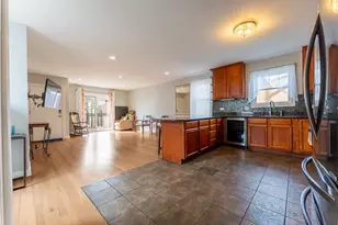 1024 W 18th Pl, Chicago, IL 60608 - Photo 5