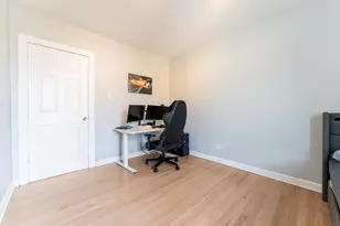 1024 W 18th Pl, Chicago, IL 60608 - Photo 21