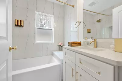 300 Geneva Road, Glen Ellyn, IL 60137 - Photo 17