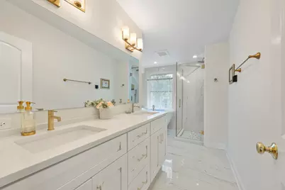 300 Geneva Road, Glen Ellyn, IL 60137 - Photo 21