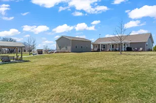 3015 N 1600 East Rd, Clifton, IL 60927 - Photo 3
