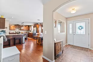 3015 N 1600 East Rd, Clifton, IL 60927 - Photo 7