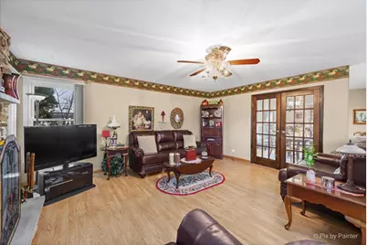 18 Hesterman Drive, Glendale Heights, IL 60139 - Photo 11