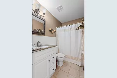 18 Hesterman Drive, Glendale Heights, IL 60139 - Photo 25