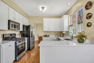 460 Arlington Ln, Grayslake, IL 60030 - Photo 21