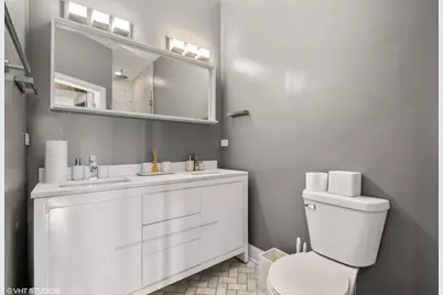 2048 W Evergreen Avenue #1, Chicago, IL 60622 - Photo 9