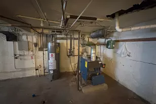 8204 S Champlain Ave, Chicago, IL 60619 - Photo 17