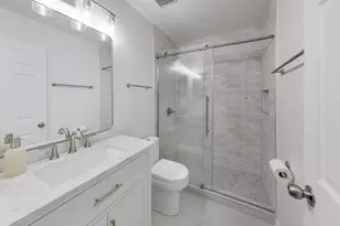 3790 Whispering Trails Dr, Hoffman Estates, IL 60192 - Photo 19