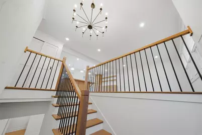 2S245 Mayfield Lane, Glen Ellyn, IL 60137 - Photo 3