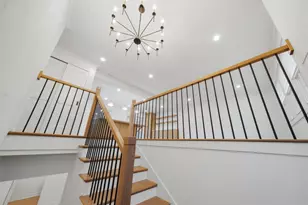 2S245 Mayfield Ln, Glen Ellyn, IL 60137 - Photo 3