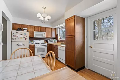 [Address not provided], Glenview, IL 60026 - Photo 13