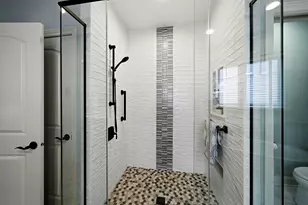 2061 Windham Cir, Wheaton, IL 60187 - Photo 15