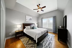 2061 Windham Cir, Wheaton, IL 60187 - Photo 13