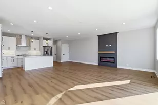 2724 Budd St, River Grove, IL 60171 - Photo 9