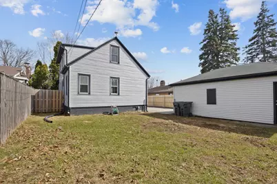 2114 Eshcol Avenue, Zion, IL 60099 - Photo 25