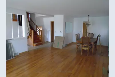 8524 N Ottawa Avenue, Niles, IL 60714 - Photo 5