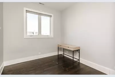 [Address not provided], Chicago, IL 60608 - Photo 9