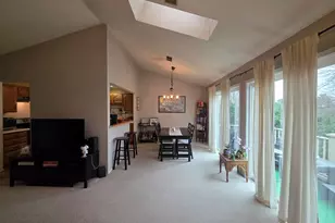 2791 Green Bridge Ct, Schaumburg, IL 60194 - Photo 5