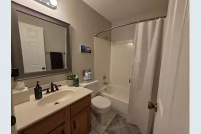 2791 Green Bridge Court #V2, Schaumburg, IL 60194 - Photo 9