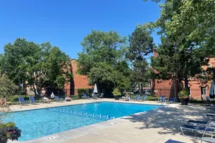 4400 W Lake Ave, Glenview, IL 60026 - Photo 9