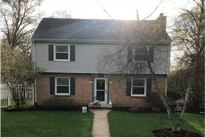 1924 Kings Highway, Rockford, IL 61107 - Photo 1