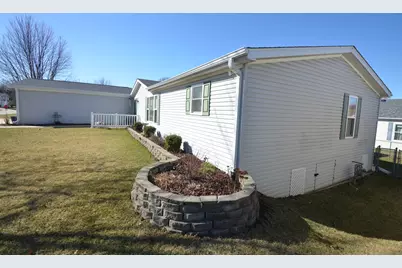 5634 Buttercup Lane, Machesney Park, IL 61115 - Photo 5