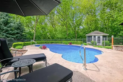103 Equestrian Way, Hawthorn Woods, IL 60047 - Photo 3