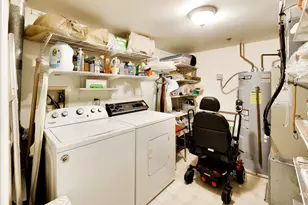 308 Happ Rd, Northfield, IL 60093 - Photo 21