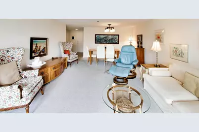 308 Happ Road #108, Northfield, IL 60093 - Photo 9