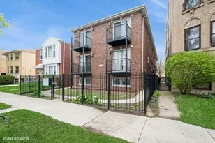 7411 N Claremont Ave, Chicago, IL 60645 - Photo 1
