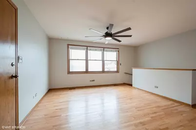 7411 N Claremont Avenue #1E, Chicago, IL 60645 - Photo 5