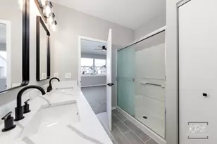 721 S Wellston Ln, Romeoville, IL 60446 - Photo 25