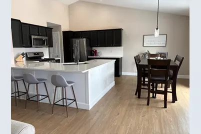 432 Mill Ridge Road #432, Clinton, IA 52732 - Photo 3