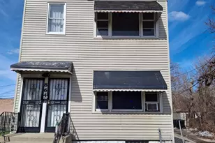 864 E 87th Pl, Chicago, IL 60619 - Photo 1