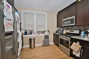 6609 N Artesian Ave, Chicago, IL 60645 - Photo 11