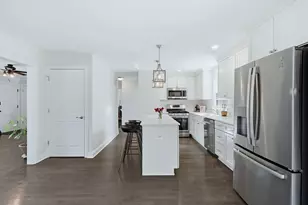 740 Prairie Ave, Naperville, IL 60540 - Photo 5