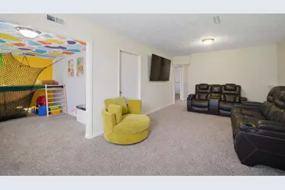 766 Michigan Avenue, South Elgin, IL 60177 - Photo 23