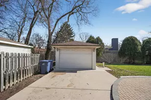 216 Briar Dr, Wilmette, IL 60091 - Photo 45