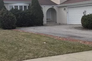 6237 Michael Ln, Matteson, IL 60443 - Photo 1