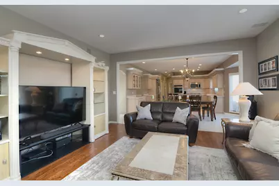 909 Hampton Drive, Carol Stream, IL 60188 - Photo 15