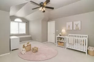 909 Hampton Dr, Carol Stream, IL 60188 - Photo 35