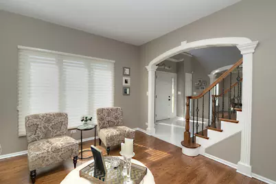 909 Hampton Drive, Carol Stream, IL 60188 - Photo 5