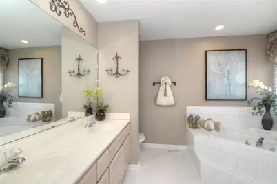 909 Hampton Drive, Carol Stream, IL 60188 - Photo 29