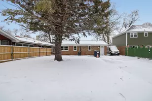 9804 S Maplewood Ave, Evergreen Park, IL 60805 - Photo 19