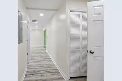 9804 S Maplewood Avenue, Evergreen Park, IL 60805 - Photo 15