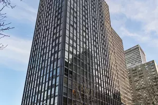 910 N Lake Shore Dr, Chicago, IL 60611 - Photo 1